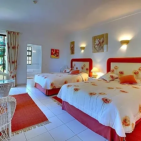 别墅 Alvor Sleeps 10 Pool Air Con Wifi