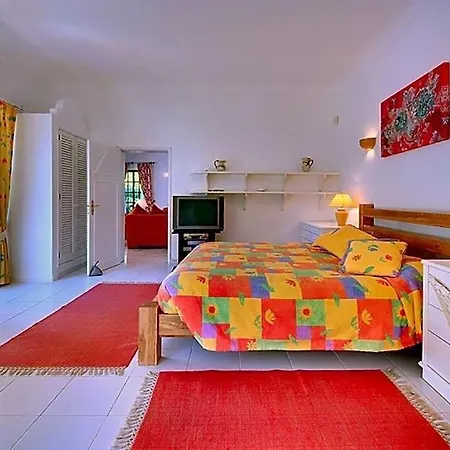 Alvor Sleeps 10 Pool Air Con Wifi * 波尔蒂芒